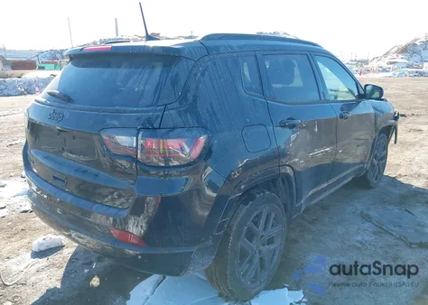 2024 Jeep Compass Limited 4X4 z USA, uszkodzony, nr VIN 3C4NJDCN4RT168564